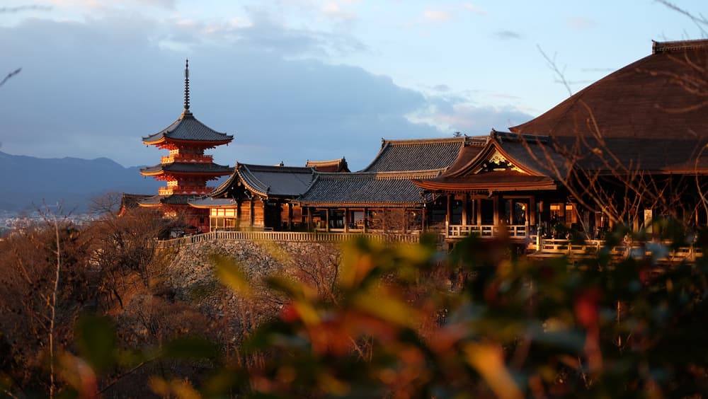 173